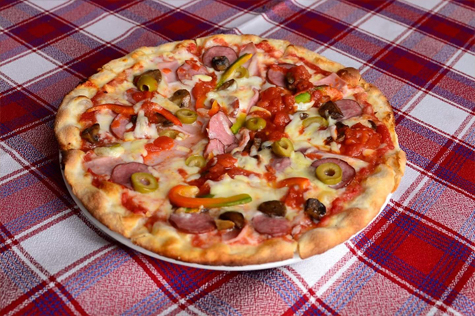 Trattoria Pizzeria El Italiano pizzas con todo el estilo italiano