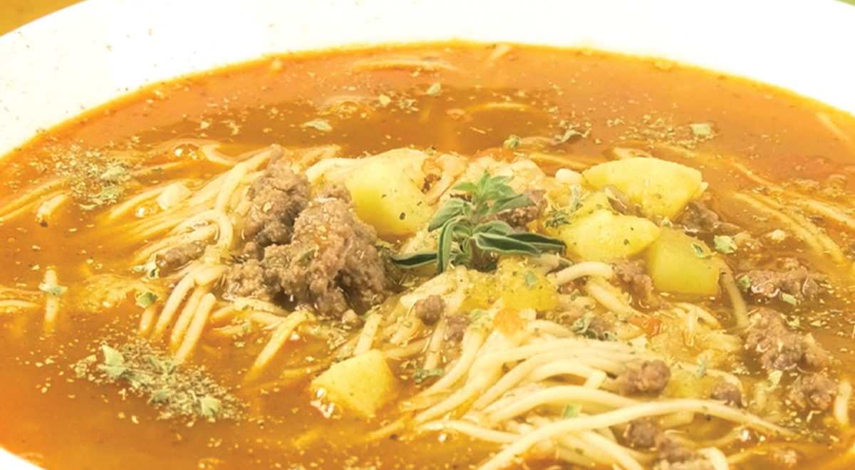 Sopa a la minuta: receta peruana y buenaza (VIDEO)