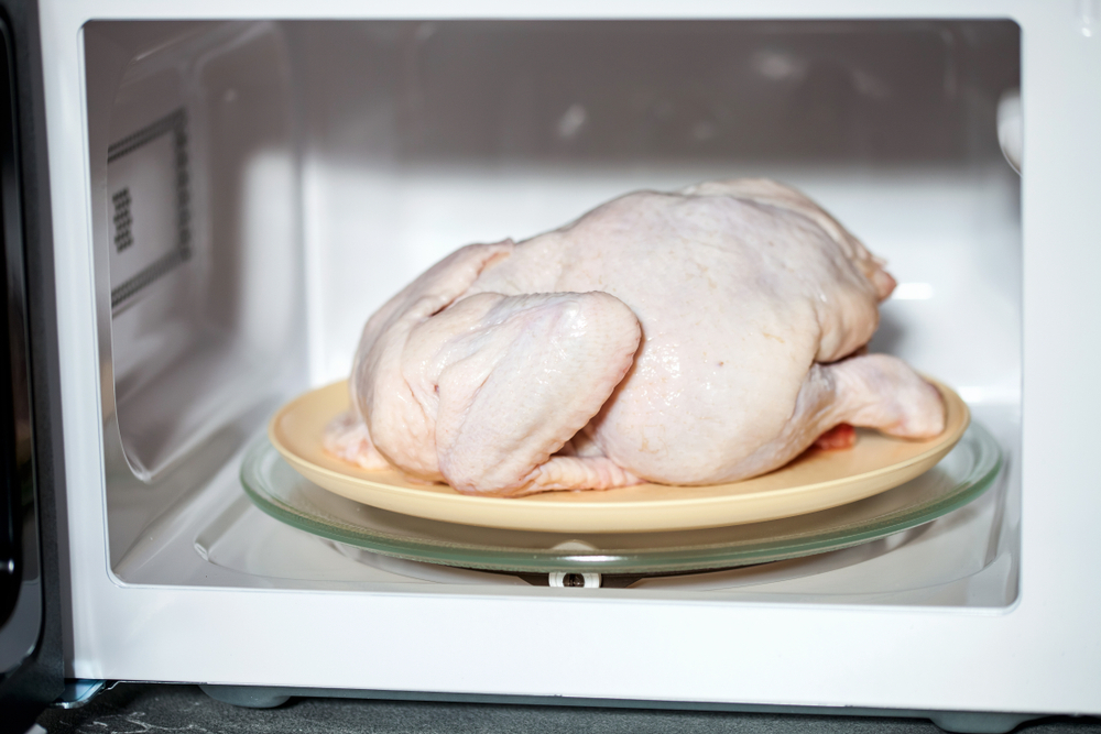 descongelar pollo en microondas
